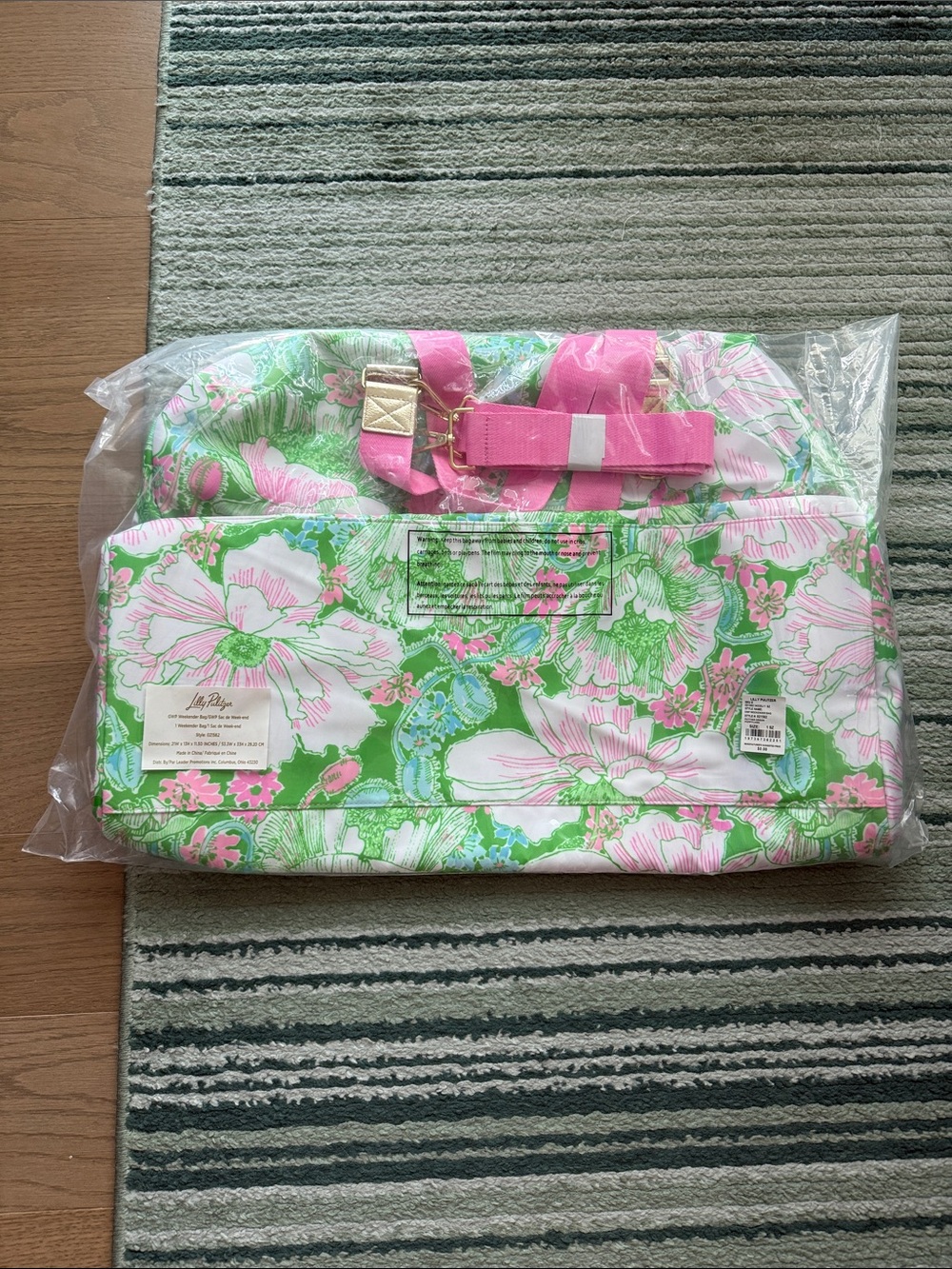 🆕 Lilly Pulitzer weekender bag - Picture 3 of 6